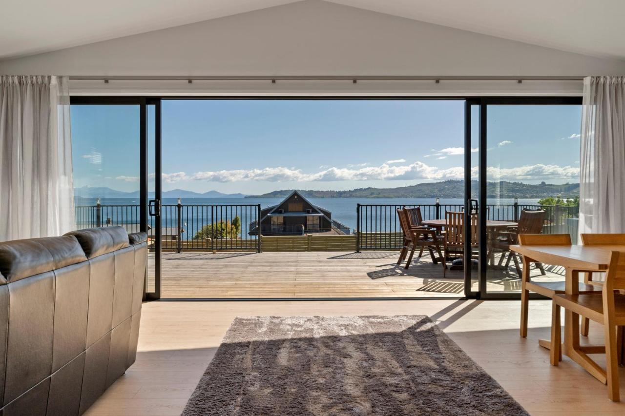 Lakeview Terrace - Taupo Holiday Home Exterior photo