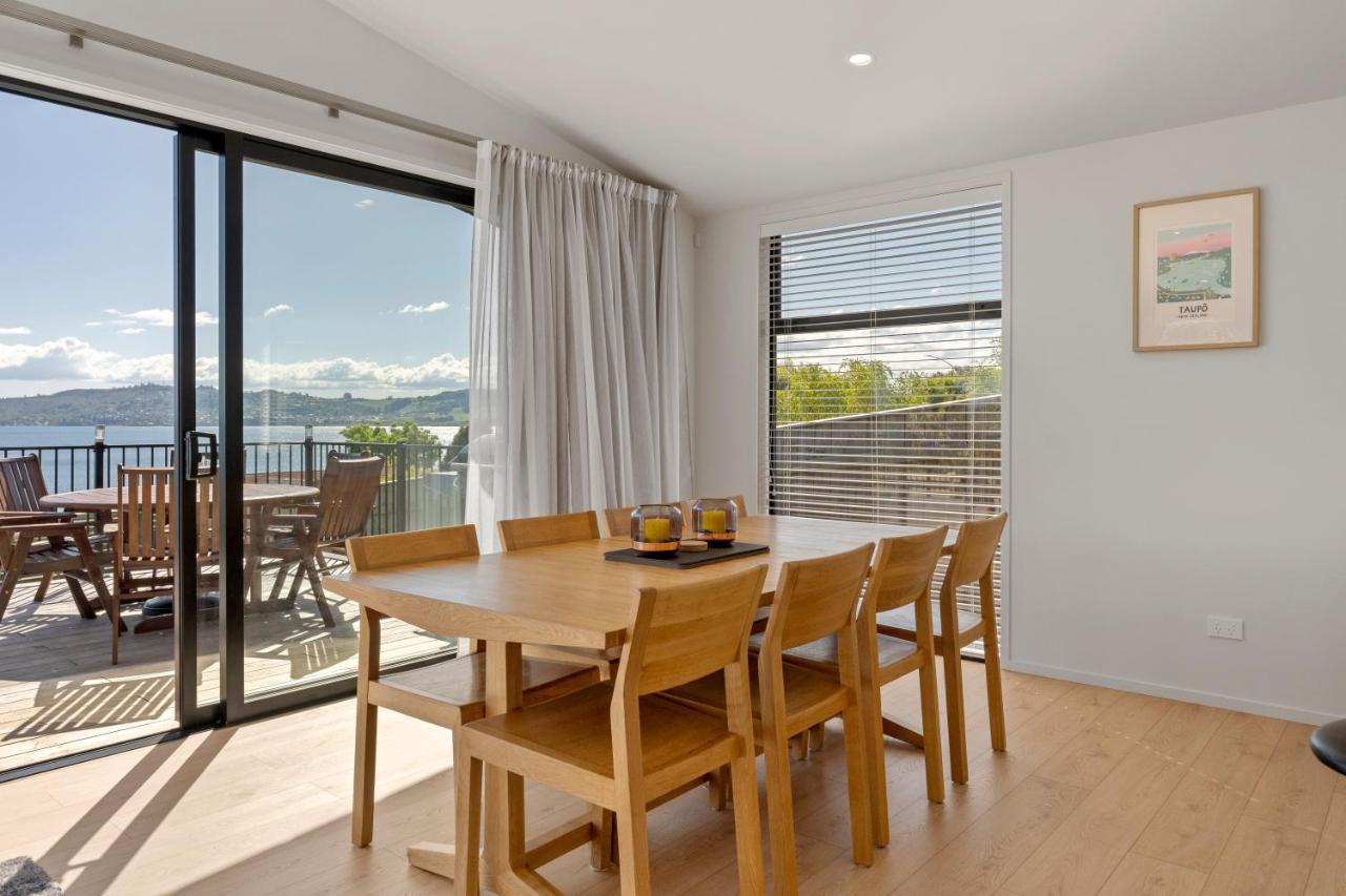 Lakeview Terrace - Taupo Holiday Home Exterior photo